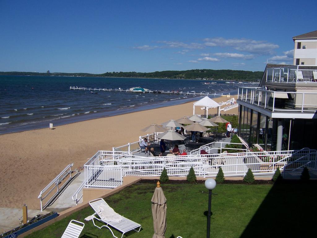 Pinestead Reef Resort Traverse City Esterno foto