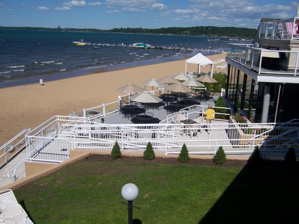 Pinestead Reef Resort Traverse City Esterno foto