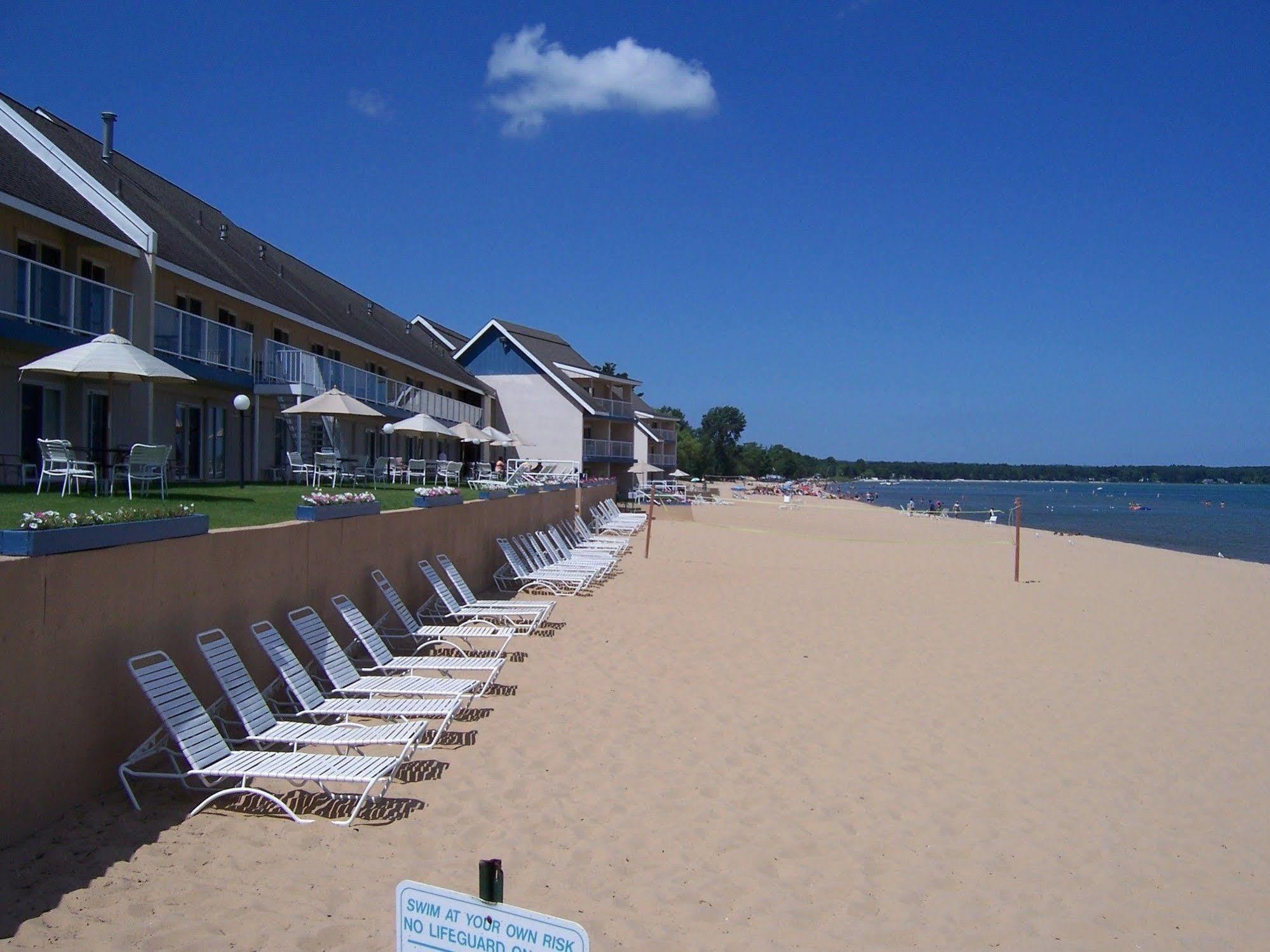 Pinestead Reef Resort Traverse City Esterno foto